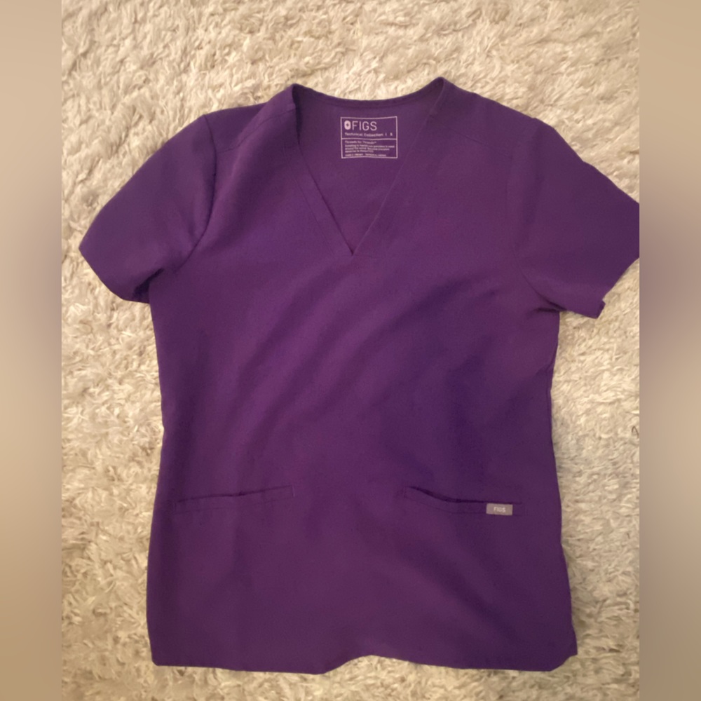 Selling Figs Scrub Top